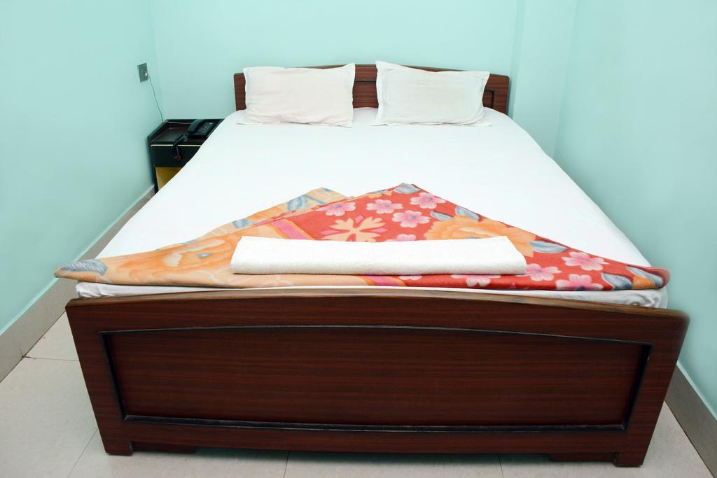 Hotel Nirmal Inn Bhubaneswar Habitación foto