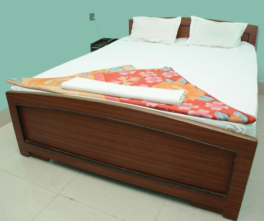 Hotel Nirmal Inn Bhubaneswar Habitación foto