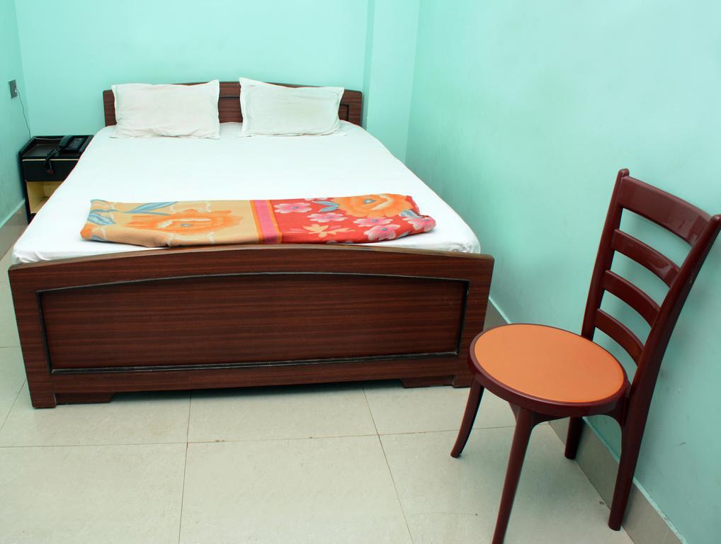Hotel Nirmal Inn Bhubaneswar Habitación foto